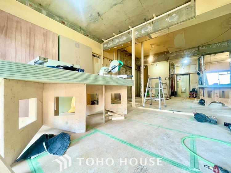 内装 現在改装中◆快適◆な暮らしに不可欠な収納スペース。快適さとともに思い出も詰まっていく。