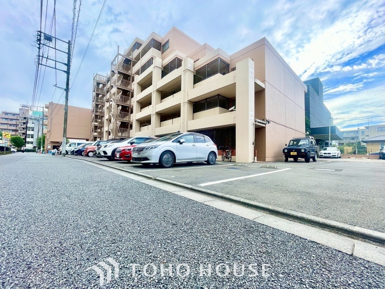 その他 【ENTRANCE】◆そびえ立つ◆我が家のシンボル。遠くの空が赤く染まる夕べが待ち遠しい。