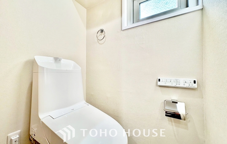 トイレ ◆住むほどに実感する快適性＆機能性◆各空間を彩る設備は、デザイン性に優れたHigh Quality仕様が装備。広く使い勝手のよい空間と設備で、理想の暮らしを演出します。