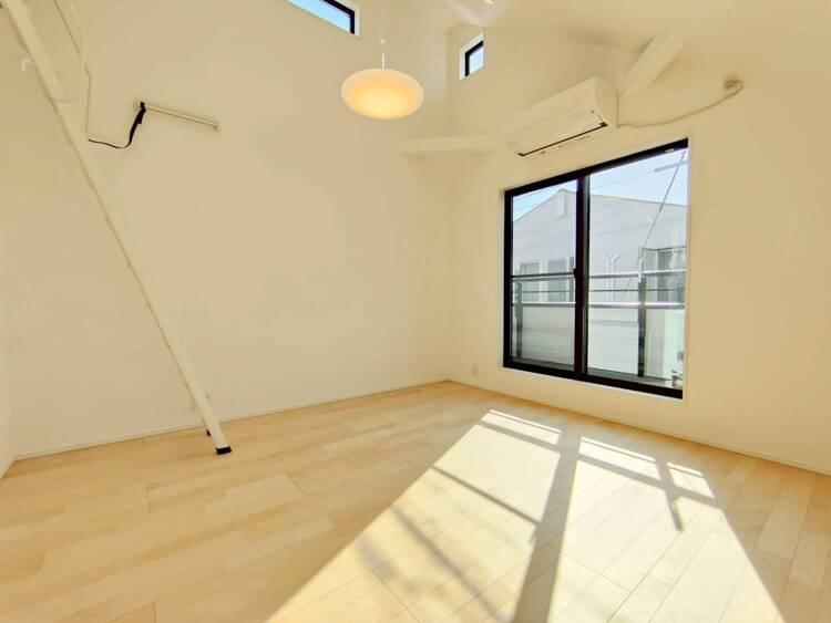 居間 快適に・伸びやかに。心の潤いを求める方々へ。