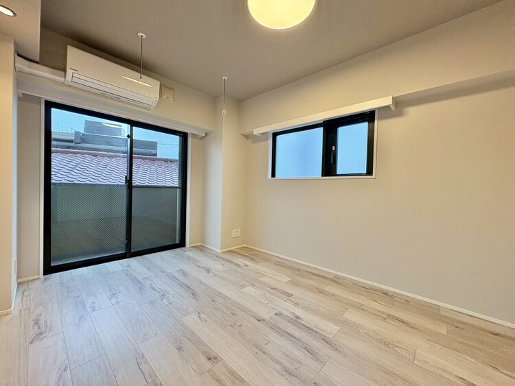 その他 清かで艶やかな時間をもたらしてくれる室内です。