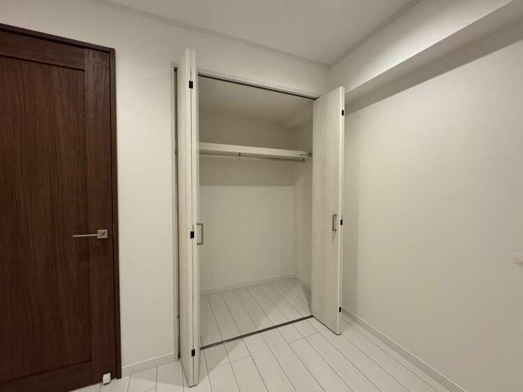 収納 収納スペースが付いていて、お部屋を広く使っていただけます。