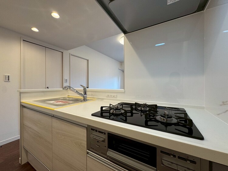 その他 開放感のあるキッチンスペース。調理をしながら、会話も弾みそうですね。