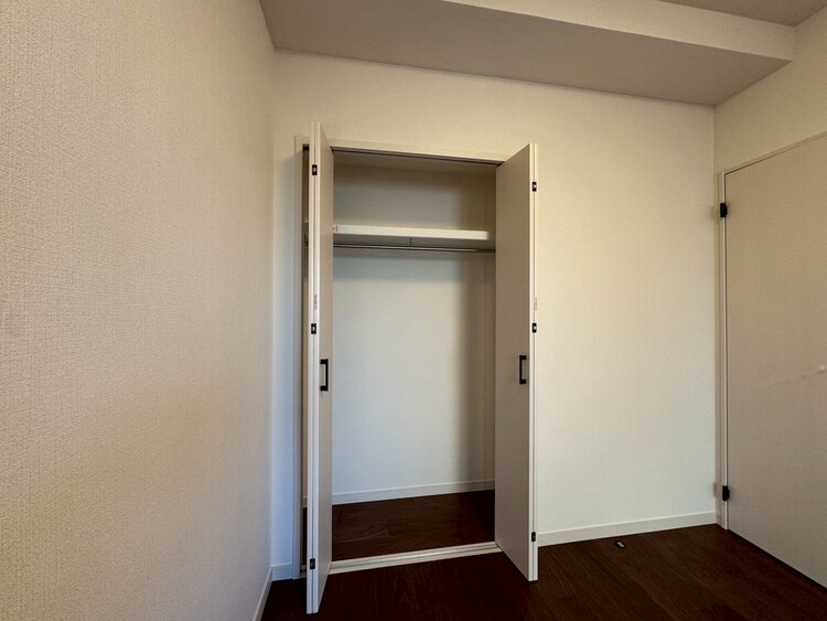 その他 収納スペースが付いていて、お部屋を広く使っていただけます。