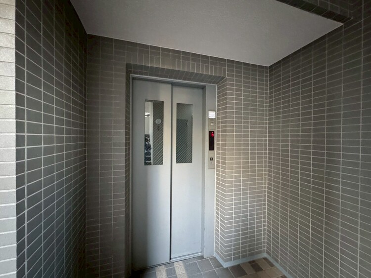 その他 エレベーター完備のため荷物が多くなっても安心。