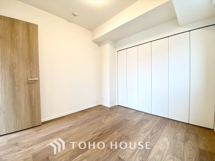 内装 【PRIVATE ROOM】◆快適◆な暮らしに不可欠な収納スペース。快適さとともに思い出も詰まっていく。