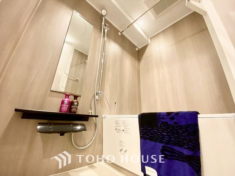 風呂 【BATHROOM】◆プライベートな空間◆simpleだからrelaxできるんです。こころもからだもキレイさっぱり。