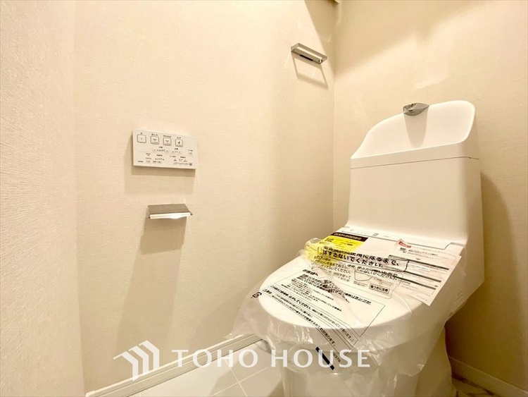 トイレ 【TOILET】◆快適◆な生活に不可欠。節水型の高性能トイレを新設。