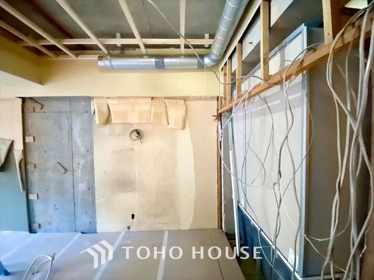 内装 【LIVING】◆simple is best◆無駄のない綺麗なつくりのリビングルームであなただけの暮らしを。