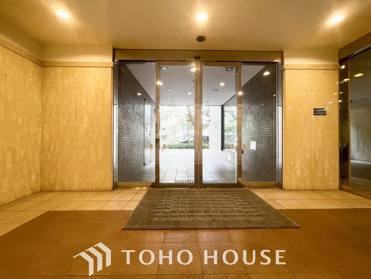 バルコニー 【BALCONY】◆Open new door◆扉の向こうには青空が広がっている。