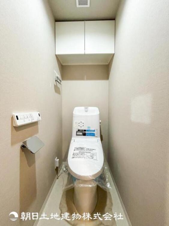 トイレ 【トイレ】大切な1人時間。寛ぎだけではない、快適な生活を送る為に必要なもの。毎日使う場所だから、より快適な空間に仕上げられています。