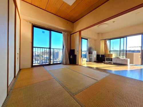 ビックヴァン京王堀之内参番館の物件画像