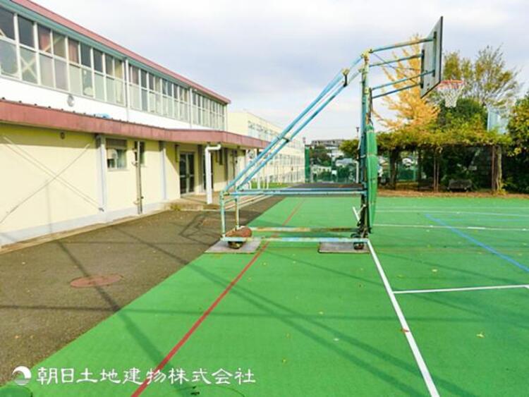 周辺 横浜市立美しが丘中学校600ｍ