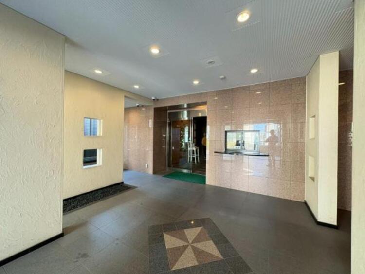 エントランス 【2025年10月撮影】