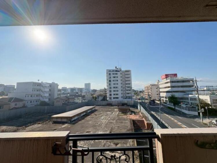 その他 【2025年10月撮影】西側バルコニーからの眺望