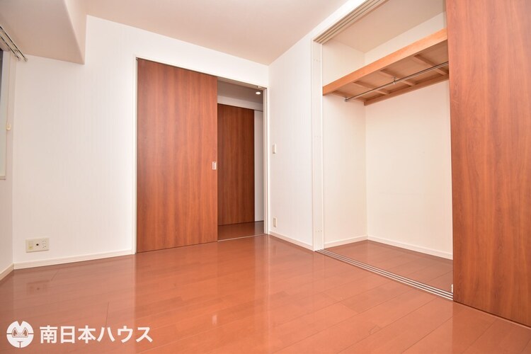 内装 【洋室】5.6帖の洋室です！※令和6年　賃貸前の室内写真です