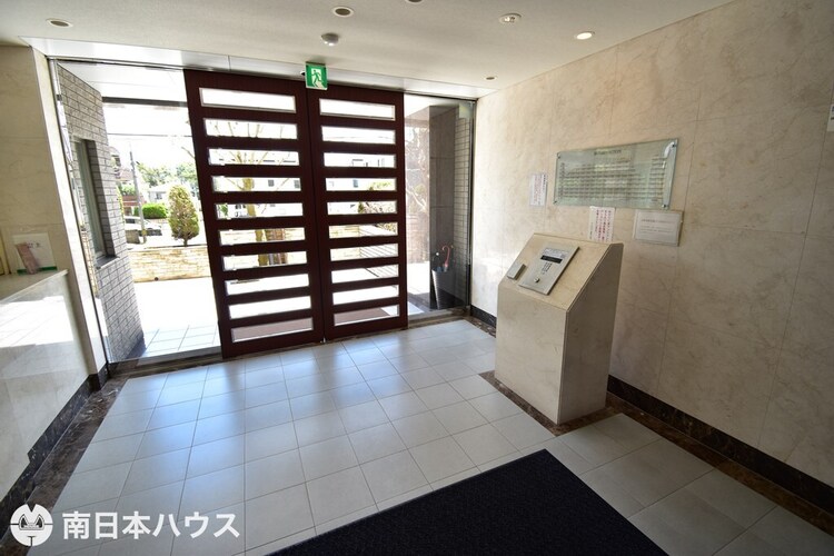 その他 【エントランス】