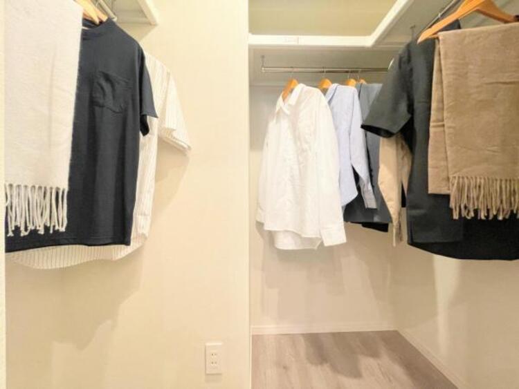 収納 【収納】お洋服も沢山収納出来る奥行ある収納スペースです。