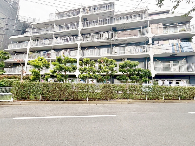 外観 資料には掲載していない情報が、現地にはたくさんあります。是非一度、現地をご確認ください。