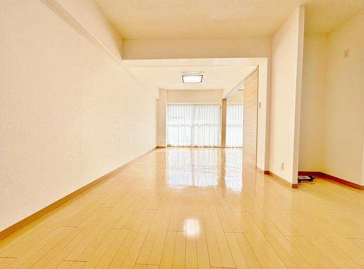 居間 豊かな居住性と、安心感を満たすクオリティが見事に調和した住空間。