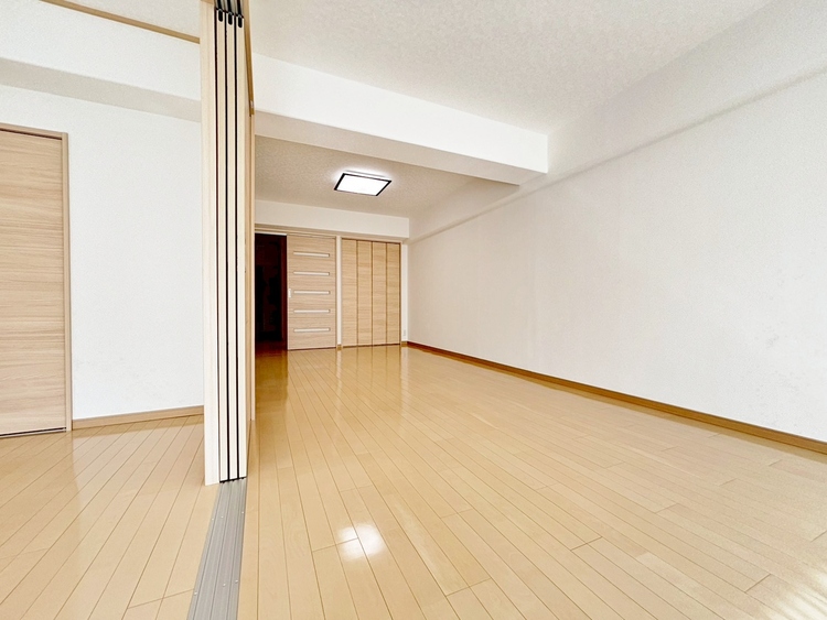 居間 過ごす時間が、たくさんの思い出として紡がれていく場所。