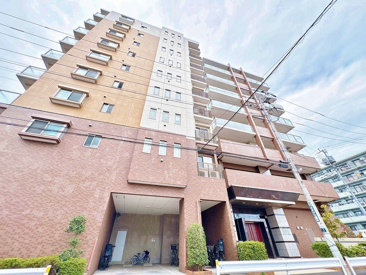 外観 資料には掲載していない情報が、現地にはたくさんあります。是非一度、現地をご確認ください。