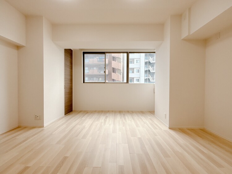 居間 快適に過ごす毎日を求めて、暮らしの中でご自身の「マイホーム」に創り上げてください。