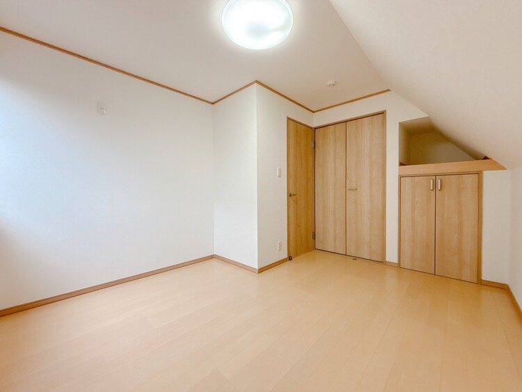 内装 この一室をどうアレンジするかはあなた次第です。