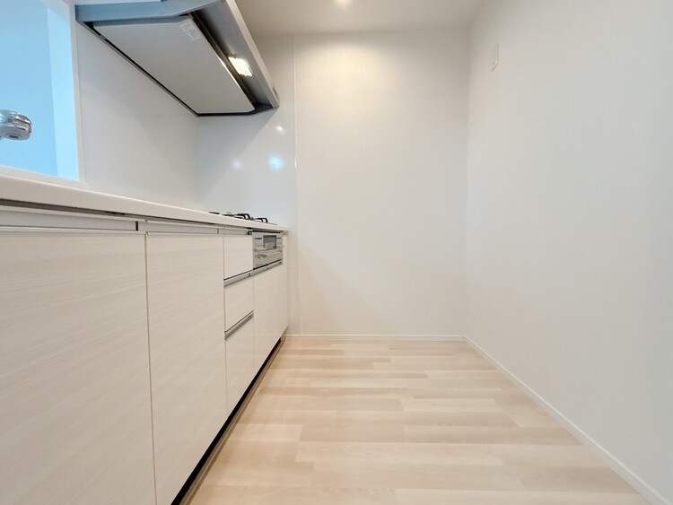 キッチン 洗練されたスタイリッシュなデザイン性と使いやすさを備えた仕様。