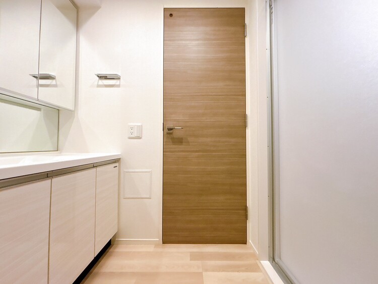 洗面 清潔感と心地よさを重視した、上質感漂うパウダールーム。