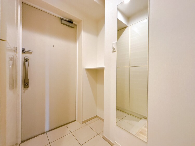 玄関 シューズボックスを完備した玄関です。