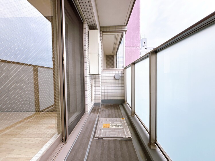 バルコニー 暮らしの中で、光と風を演出してくれるバルコニー。