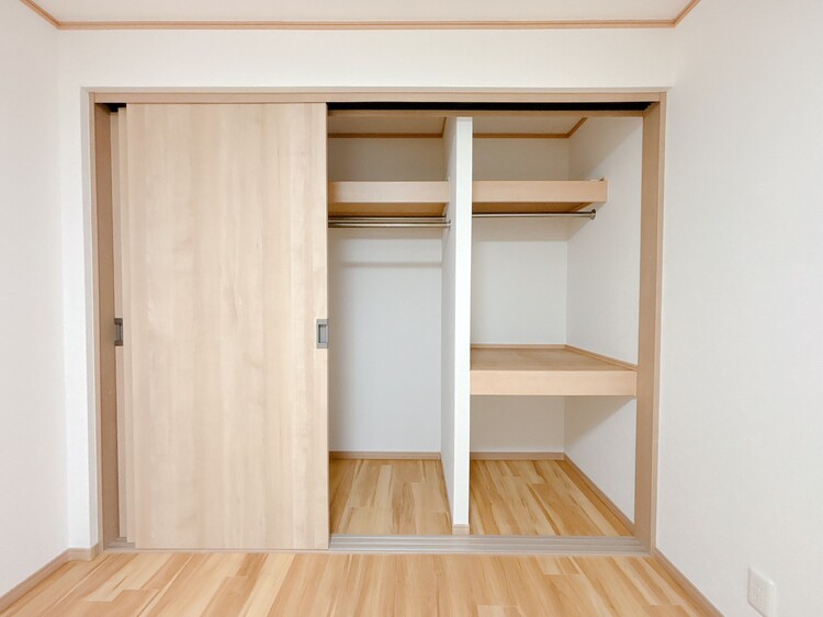 収納 居室にはクローゼットがあり、荷物もスッキリ収納して快適にお過ごしいただけます。