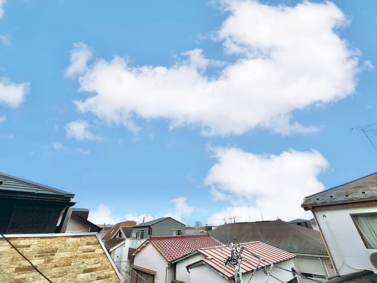 バルコニー 頬をなでる、優しい風を感じることが出来ます。