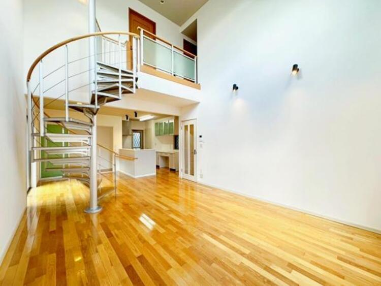 居間 【2025年11月撮影】