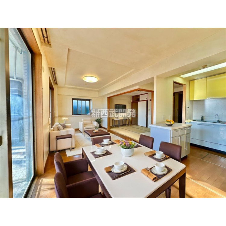 居間 配置してある家具・備品等はCGによるイメージ画像です。