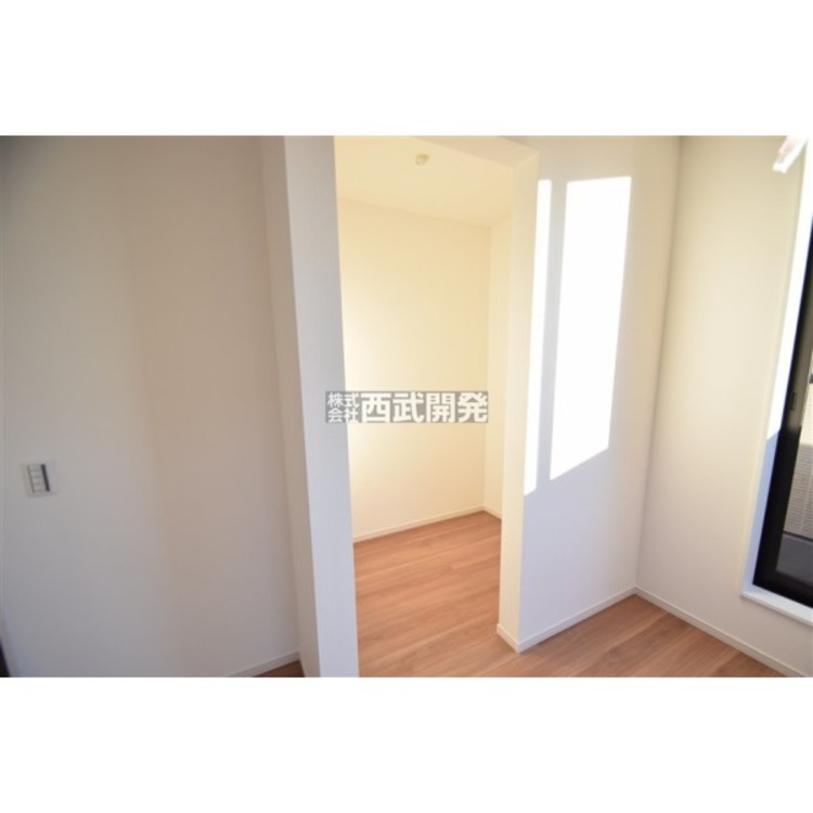 収納 ２階洋室７.５帖備え付けのウォークインクローゼット