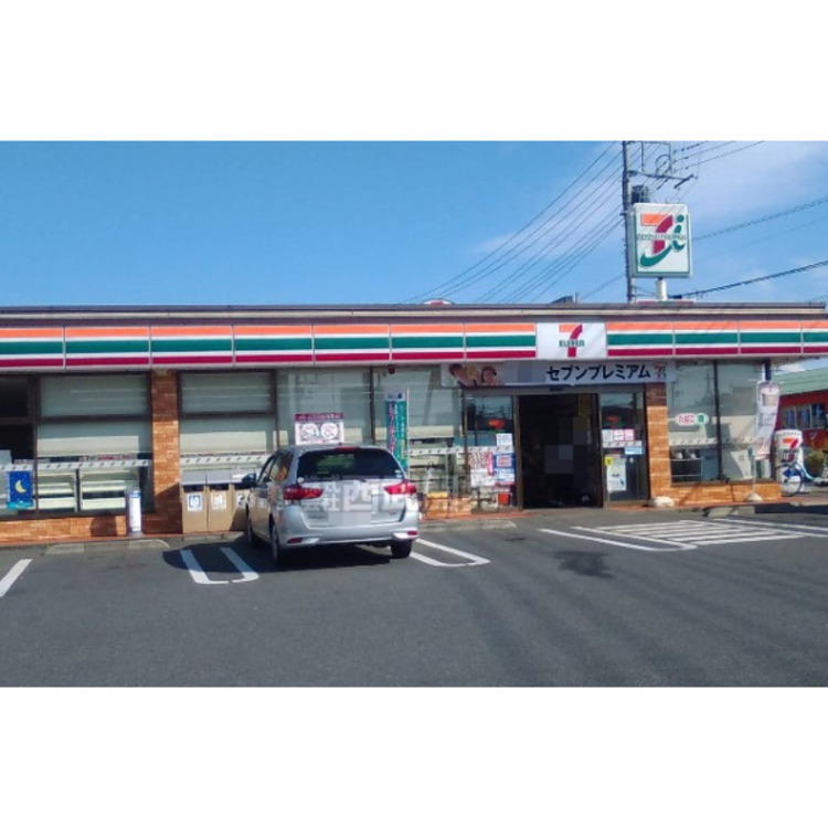 周辺 セブンイレブン(約550m)