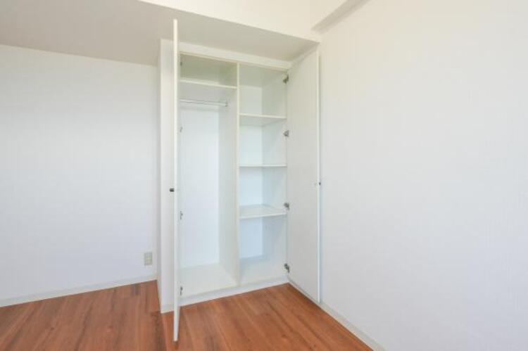 収納 空間を効率的に利用し収納スペースを確保しています。