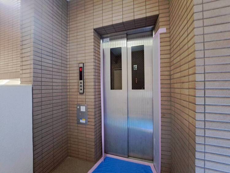 その他 エレベーター完備のため荷物が多くなっても安心。
