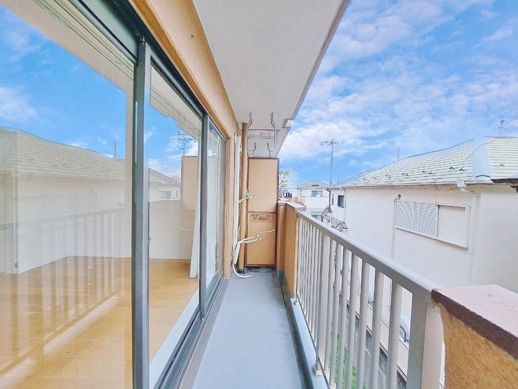 その他 朝の澄んだ空気や、夕方に吹く清々しい風を感じられるバルコニー。