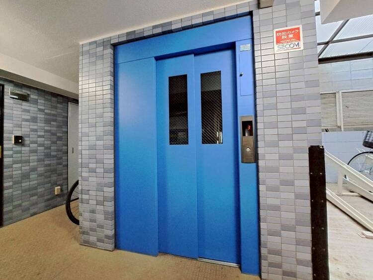 その他 エレベーター完備のため荷物が多くなっても安心。