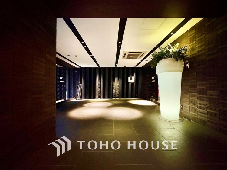 その他 その邸が魅せる気品、重厚感、柔らかさ。それは訪れた人に安らぎを与える特別な空間。すべての始まりをここから。