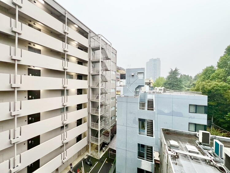 その他 眺望や窓からの景色が良いと、家で過ごす時間も快適です。