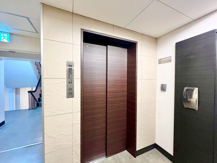 その他 エレベーター完備のため荷物が多くなっても安心。