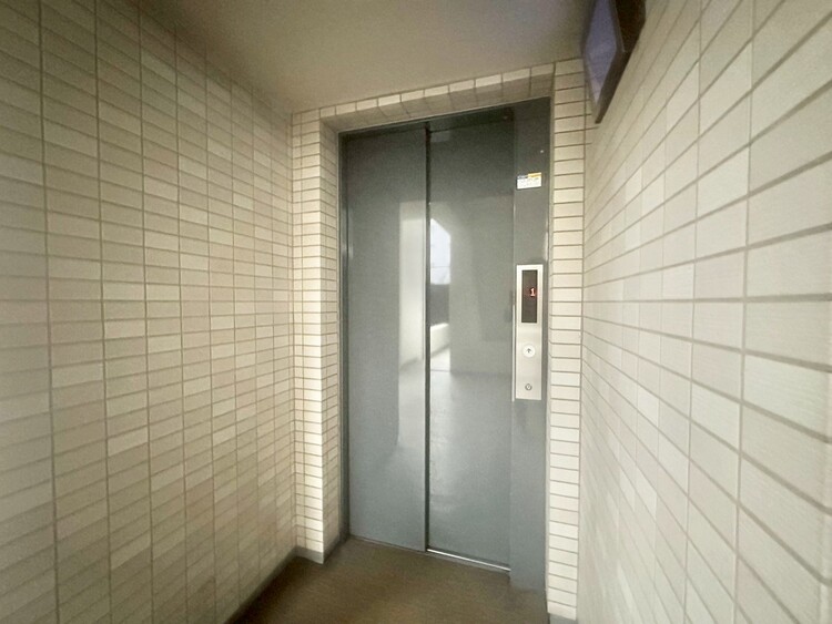 その他 エレベーター完備のため荷物が多くなっても安心。