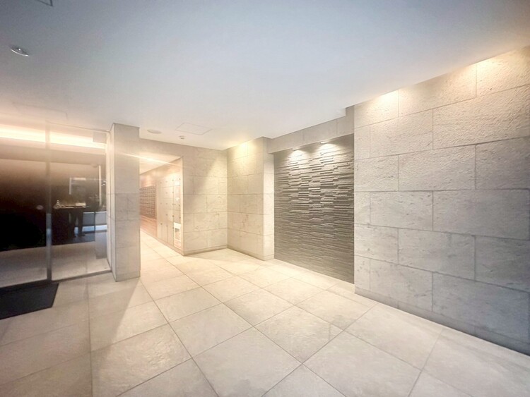 その他 館内は静寂な中が保たれており、管理が行き届いている印象を受けました。