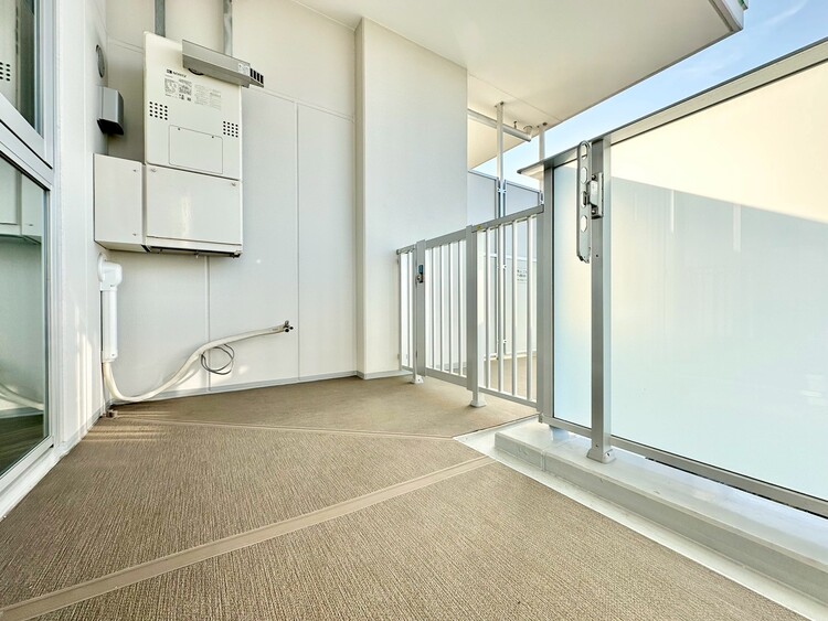 その他 朝の澄んだ空気や、夕方に吹く清々しい風を感じられるバルコニー。