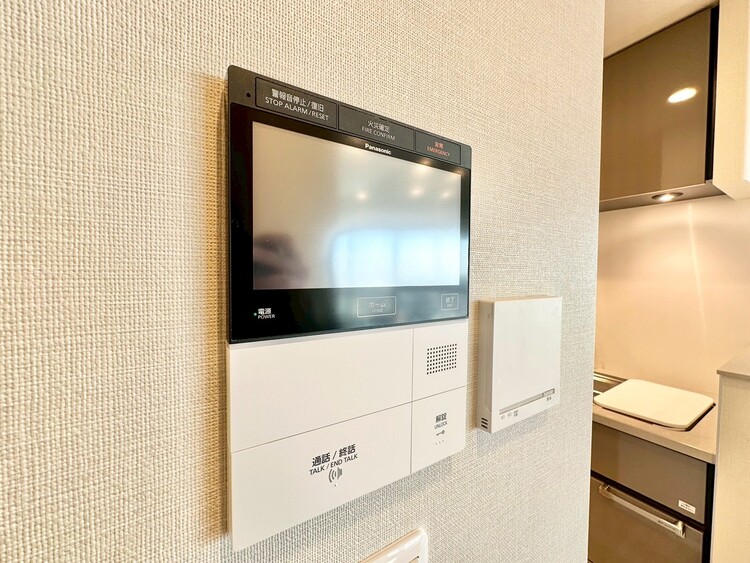 その他 誰が来てもわかる様にモニター付きインターホンを設置。