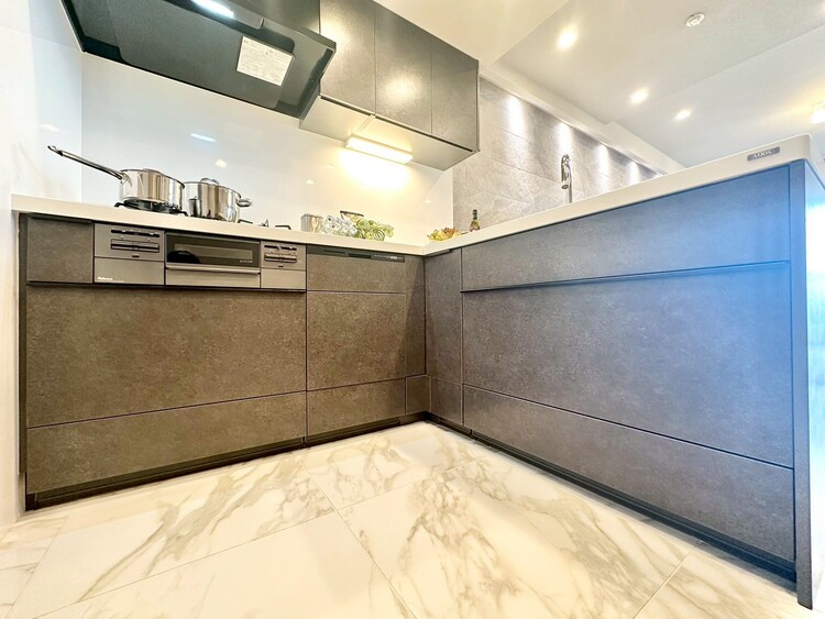 その他 開放感のあるキッチンスペース。調理をしながら、会話も弾みそうですね。